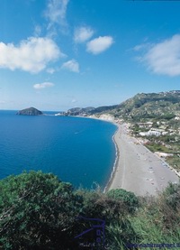 Xtrallusion offers characteristic Bed and Breakfast, B&B, Guest House, Hotel, Albergo and Country Lodge accommodation in Italy. Plus independent self-guided Walking, Adventure, Activity, Skiing and Paragliding Holiday itineraries on the Italian Rivieras, in the Italian Lakes, in the Italian Alps and in some of the most beautiful corners of Italy.